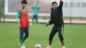 足球小将踢得好会有钱拿吗？背后真相引人深思