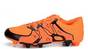 男士休闲足球鞋耐磨吗？全方位解析，让你心中有数