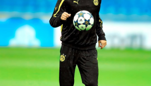 足球大师会着力培养 2 队吗