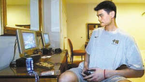 姚明喜欢踢足球吗