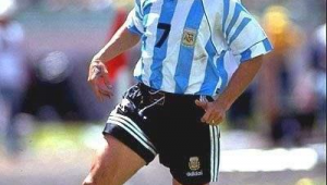 阿根廷足球球星众多吗?探究潘帕斯雄鹰群星璀璨之谜