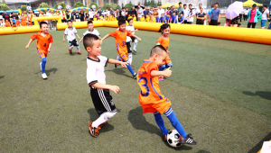 郑州有踢足球的地方吗 探寻城市里的足球场地踪迹