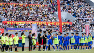 足球半决赛能否打平？悬念待揭，激战一触即发