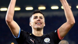 你喜欢足球吗西班牙语