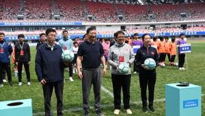 青训足球选人要求高吗？揭秘背后的选拔标准与挑战