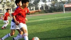 现在还有初中足球队吗