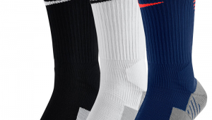 耐克正版足球袜尺码偏大吗？真相大揭秘！