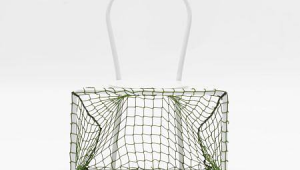 凳子当足球球门可行吗？探讨别样足球球门的可能性