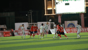 贵州足球比赛女生多吗