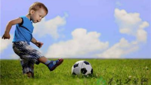 宝宝喜欢看足球吗为什么