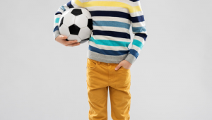 足球短袜对男生作用大吗？探究其在足球运动中的价值