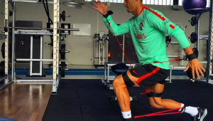 足球训练：揭秘能有效锻炼的腿部肌肉群