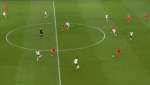 足球控球是否等同于停球？深度剖析两者关系与区别