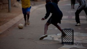 巴西马路能否踢足球?探寻那片足球热土上马路与足球的奇妙关联