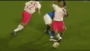 踢足球踢死人是否违法，相关法律界定及责任认定探讨