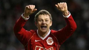 实况足球有假摔技能吗