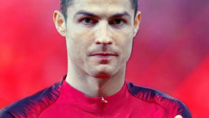 假冒足球球星犯法吗？会被判几年？