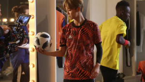 鹿晗有啥足球背景吗