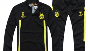 足球服与裤子有关系吗？探究二者关联，解锁足球穿搭奥秘