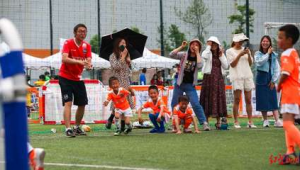 踢足球时戴止汗巾行不行，这些要点你得知道