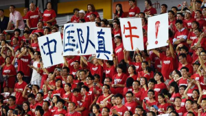 学校足球赛四强揭晓：究竟哪四支队伍脱颖而出逐鹿巅峰