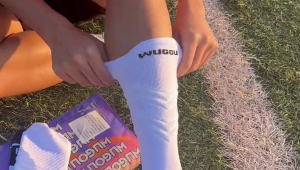 买足球袜需配护腿板吗？一文为你说清其中门道