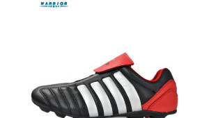 揭秘！足球场上销量最高的足球球鞋究竟是哪一款？